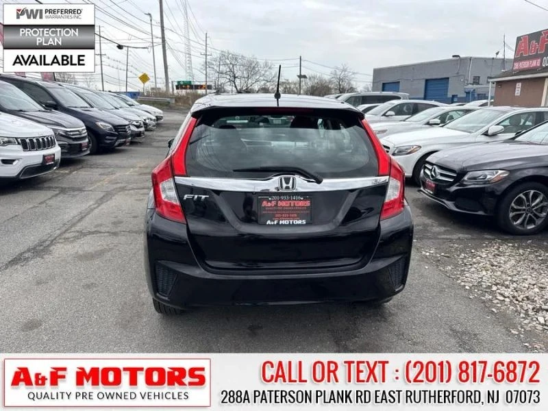 2015 Honda Fit - Image 9 of 12