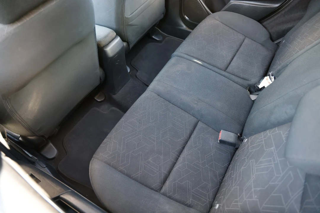 2015 Honda Fit - Image 10 of 12
