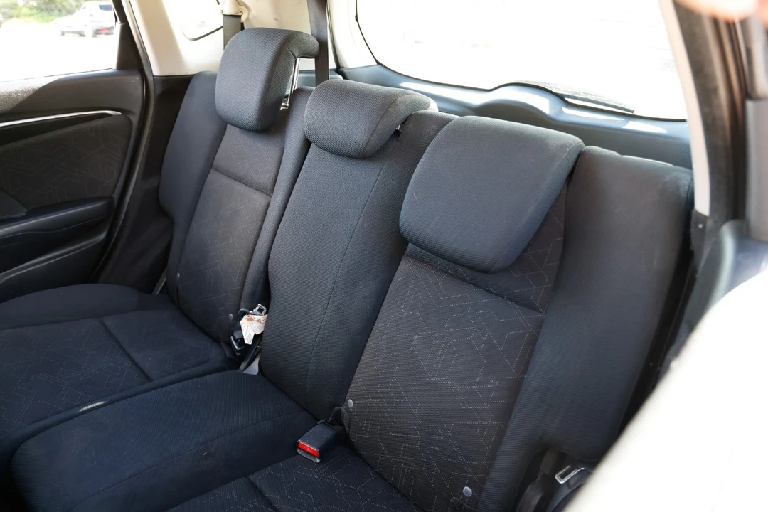 2015 Honda Fit - Image 8 of 12