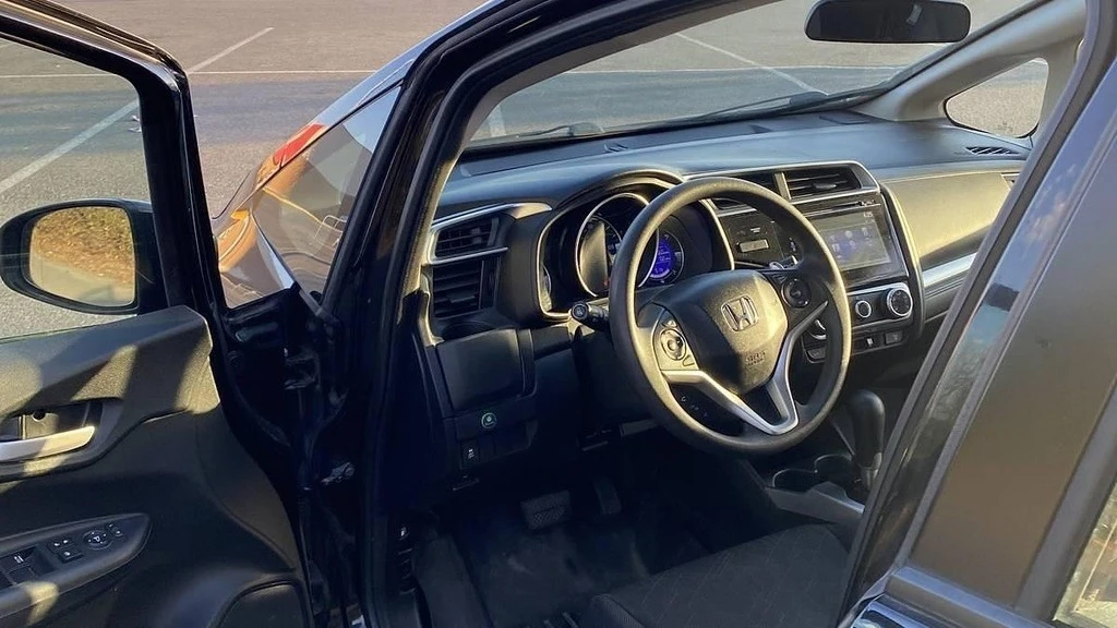 2015 Honda Fit - Image 8 of 12