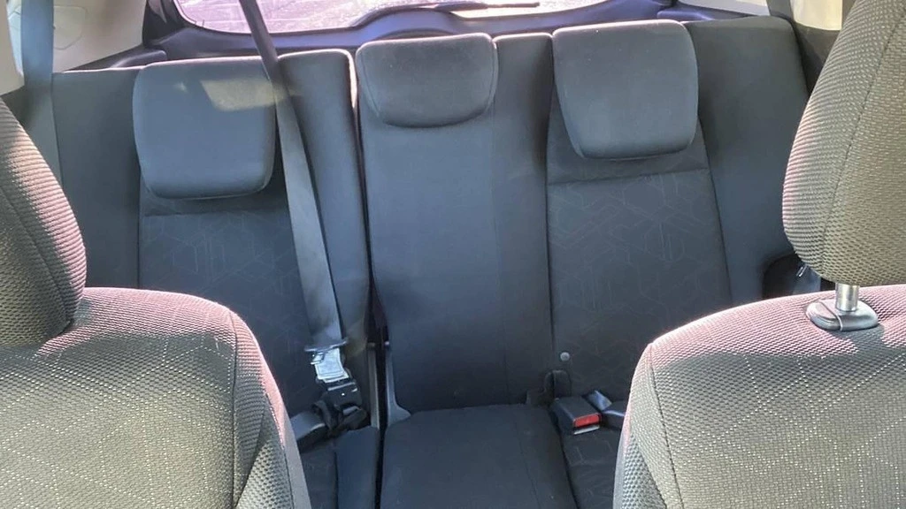 2015 Honda Fit - Image 9 of 12