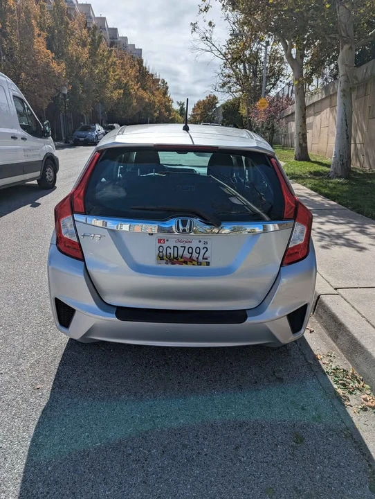 2015 Honda Fit - Image 5 of 10