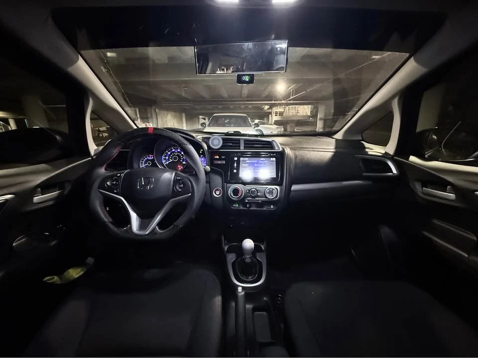 2015 Honda Fit - Image 3 of 7