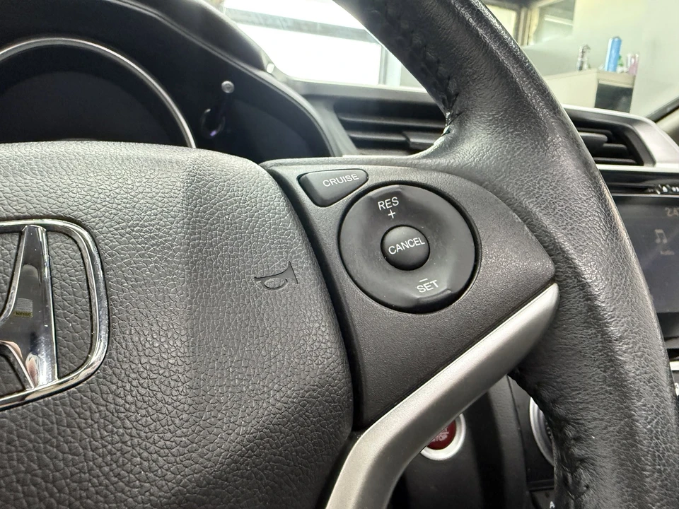 2015 Honda Fit - Image 15 of 21