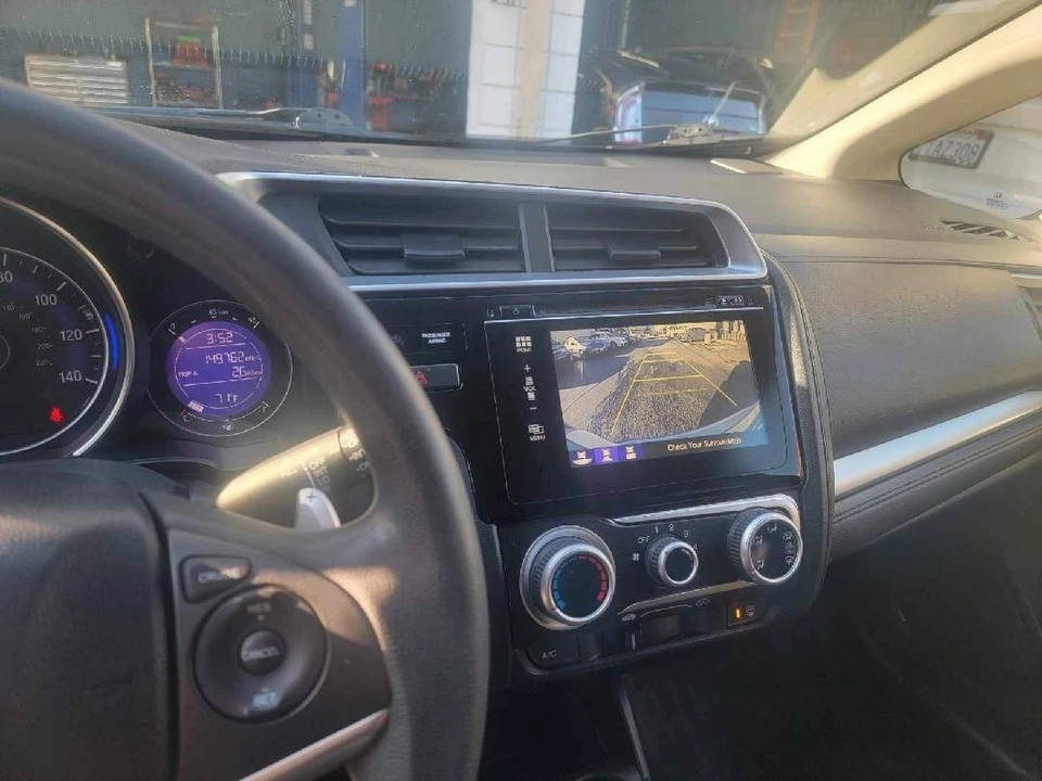 2015 Honda Fit - Image 8 of 11