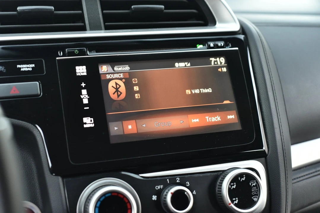 2015 Honda Fit - Image 21 of 27