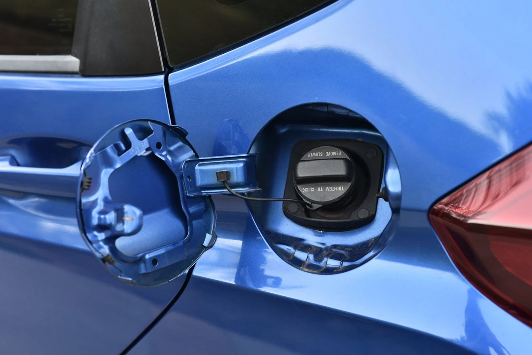 2015 Honda Fit - Image 8 of 27