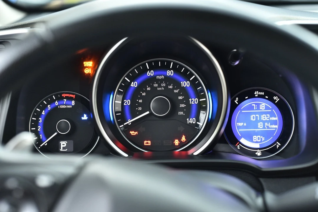 2015 Honda Fit - Image 20 of 27