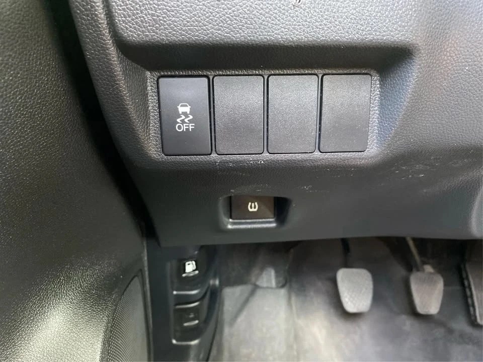 2015 Honda Fit - Image 12 of 20