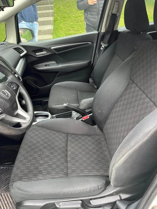 2015 Honda Fit - Image 5 of 10