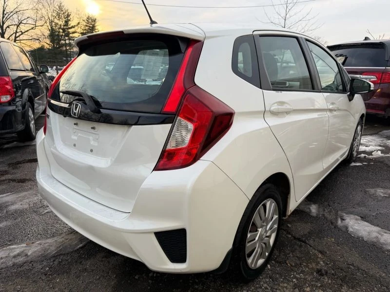2015 Honda Fit - Image 5 of 12