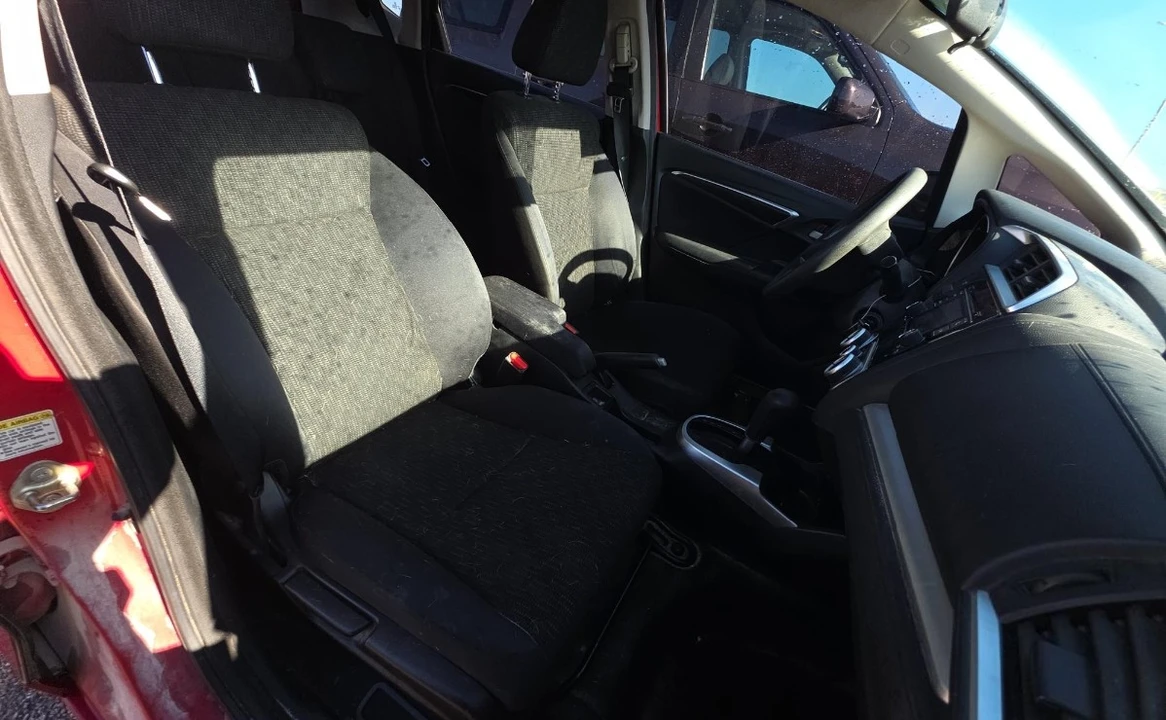 2015 Honda Fit - Image 11 of 12