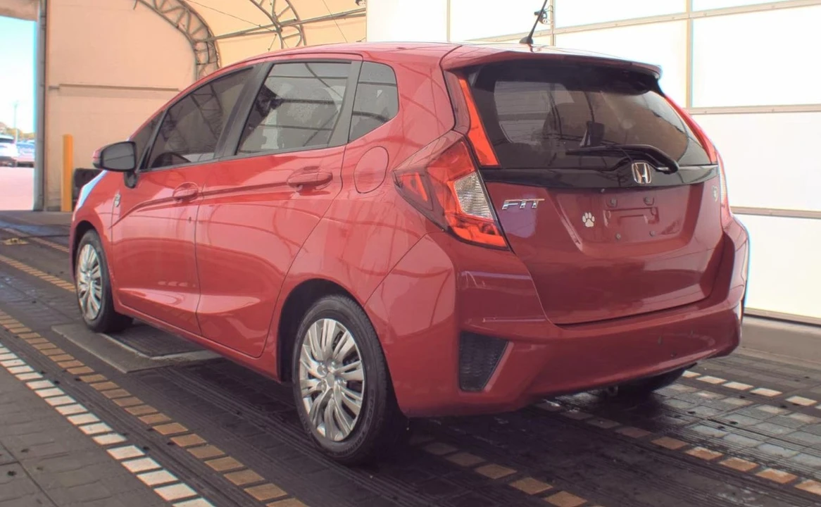 2015 Honda Fit - Image 8 of 12