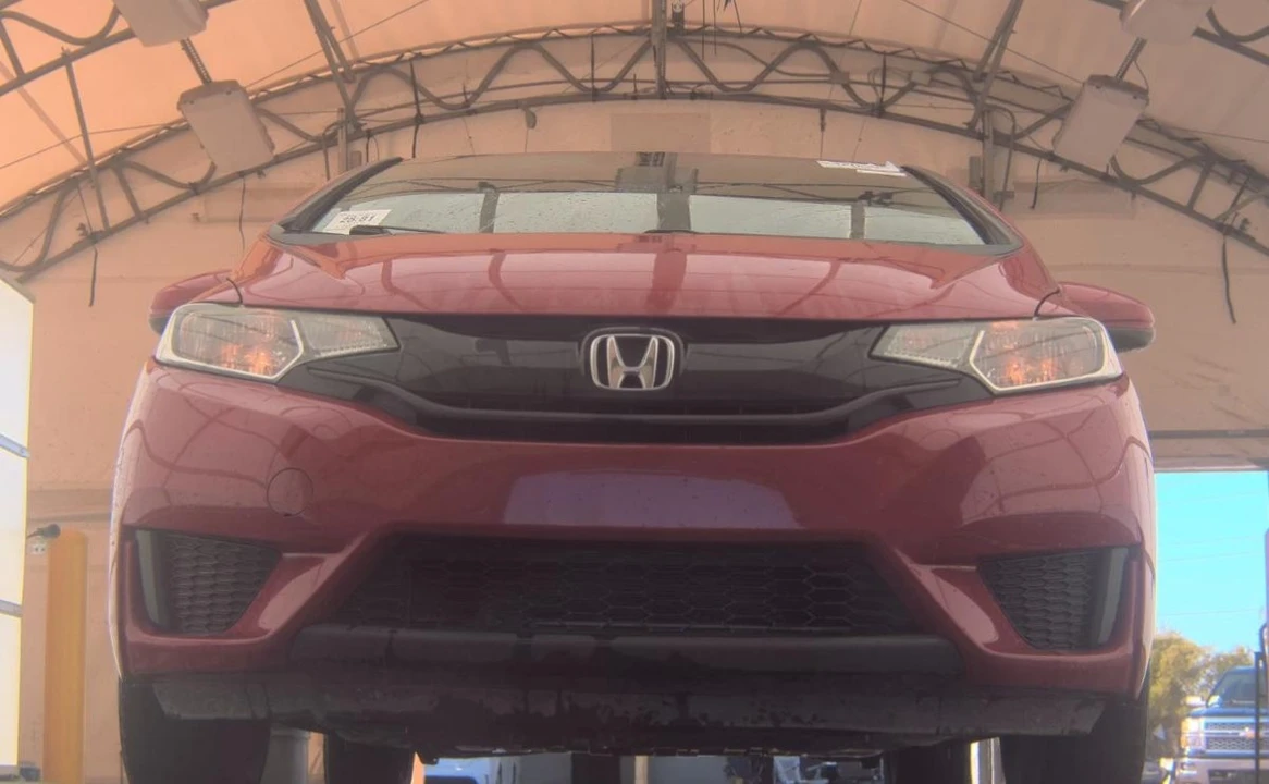 2015 Honda Fit - Image 3 of 12