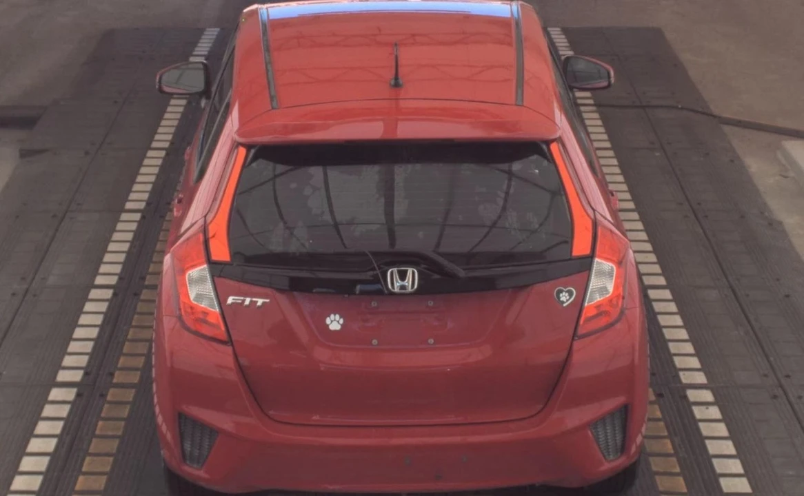 2015 Honda Fit - Image 6 of 12