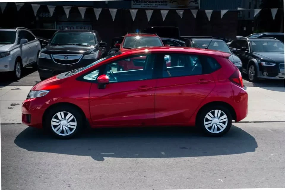 2015 Honda Fit - Image 2 of 17