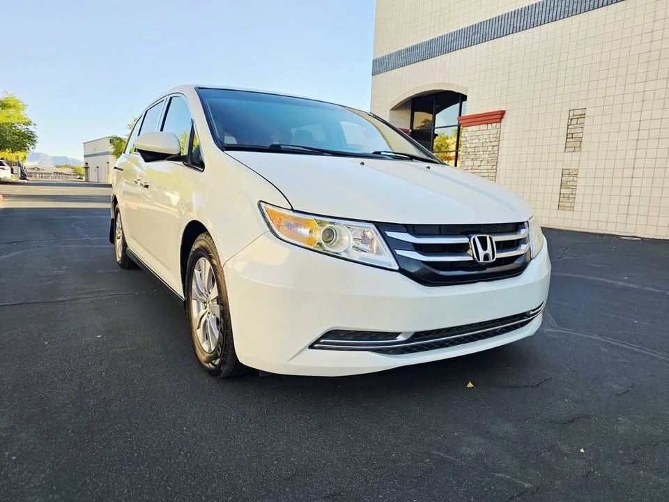 2015 Honda Odyssey - Image 3 of 15