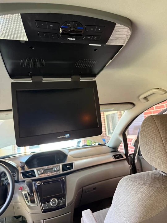 2015 Honda Odyssey - Image 12 of 20