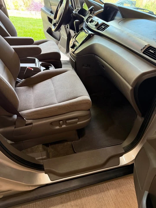 2015 Honda Odyssey - Image 19 of 20