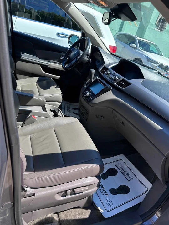 2015 Honda Odyssey - Image 6 of 18