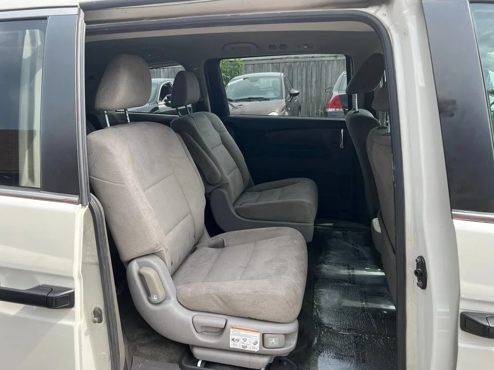 2015 Honda Odyssey - Image 7 of 16