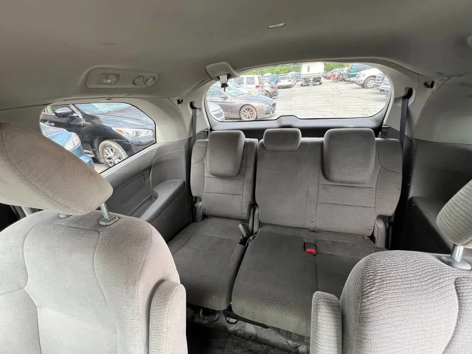 2015 Honda Odyssey - Image 10 of 16