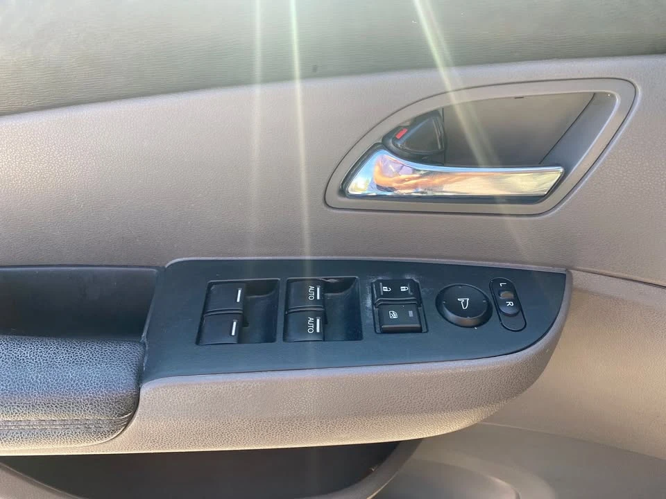 2015 Honda Odyssey - Image 14 of 17