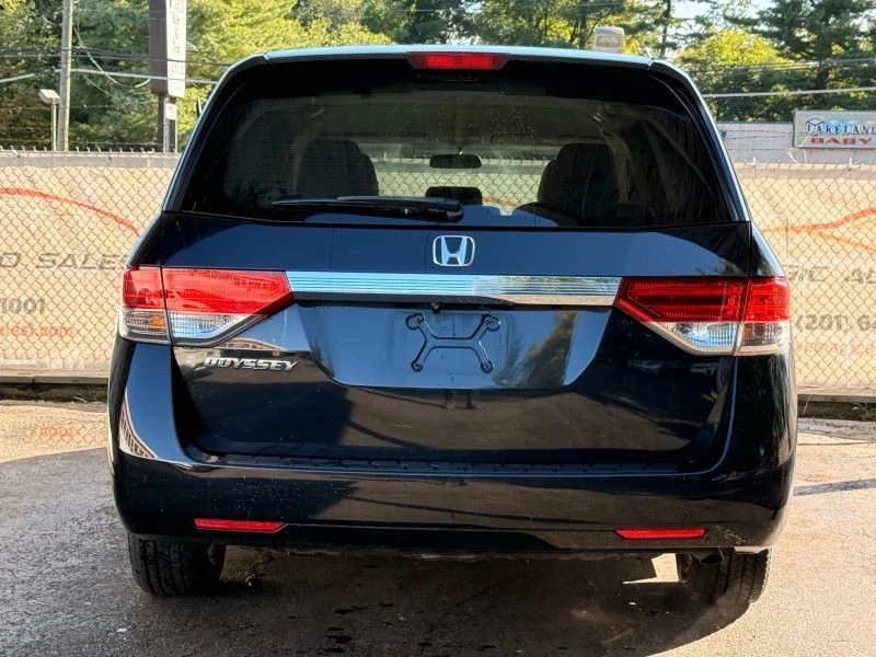2015 Honda Odyssey - Image 10 of 12