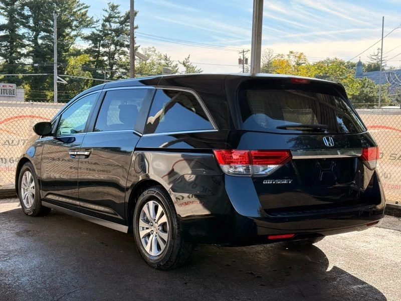2015 Honda Odyssey - Image 9 of 12