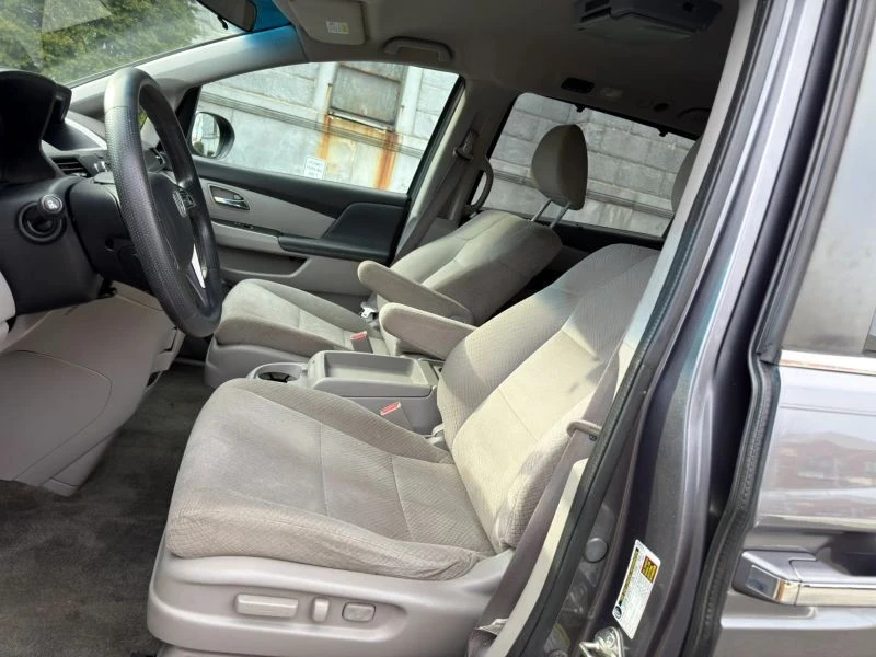 2015 Honda Odyssey - Image 11 of 12