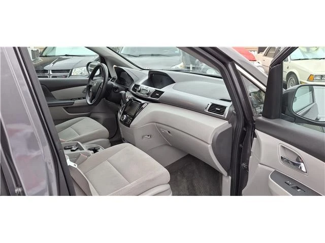 2015 Honda Odyssey - Image 13 of 21