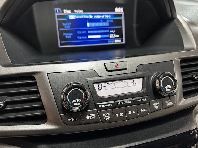2015 Honda Odyssey - Image 10 of 20