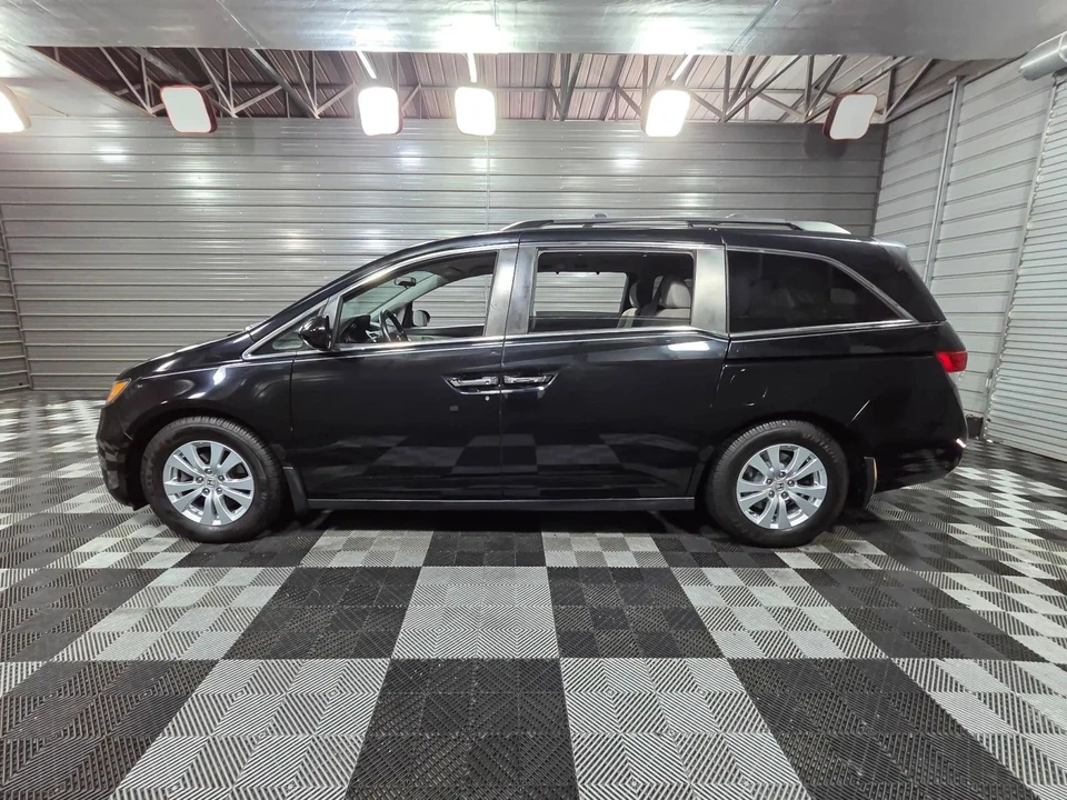 2015 Honda Odyssey - Image 9 of 12