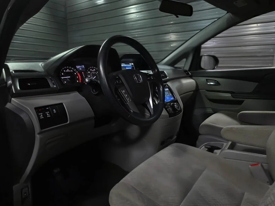 2015 Honda Odyssey - Image 12 of 12