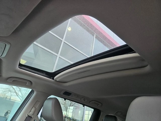 2015 Honda Odyssey - Image 17 of 21