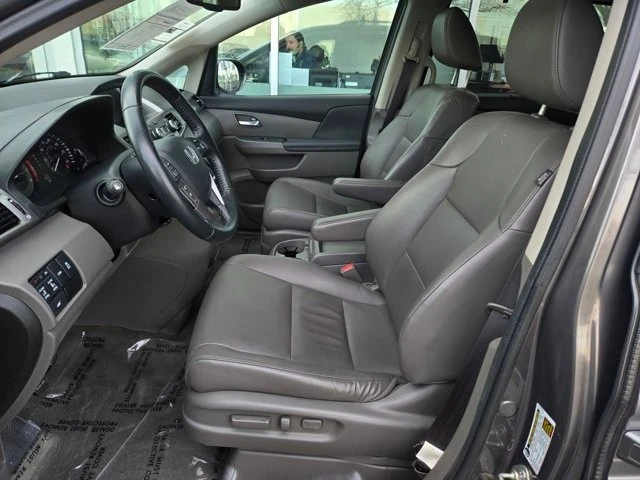 2015 Honda Odyssey - Image 16 of 21