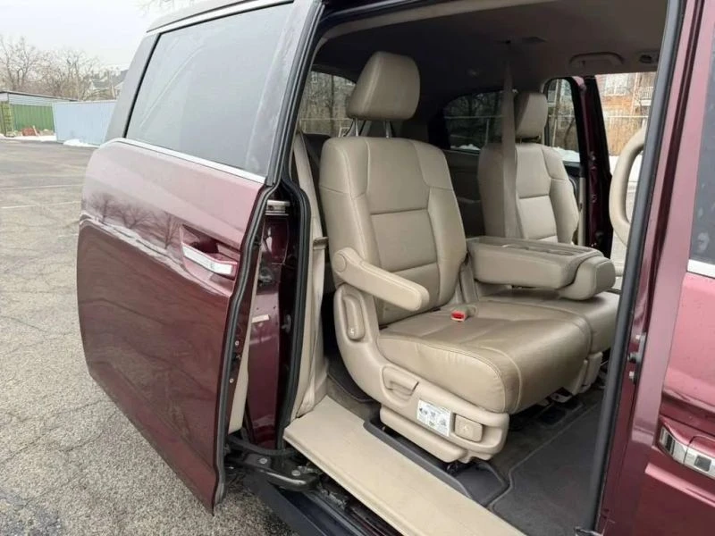 2015 Honda Odyssey - Image 12 of 12