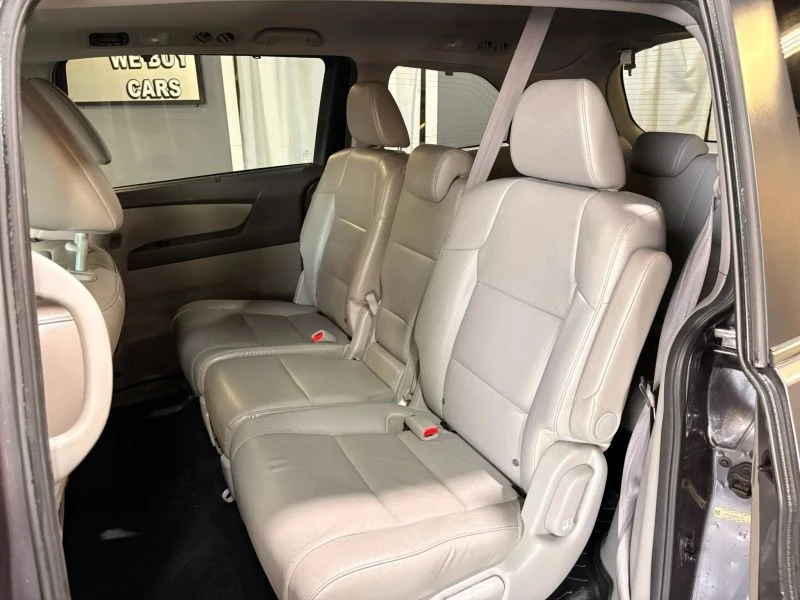 2015 Honda Odyssey - Image 11 of 12