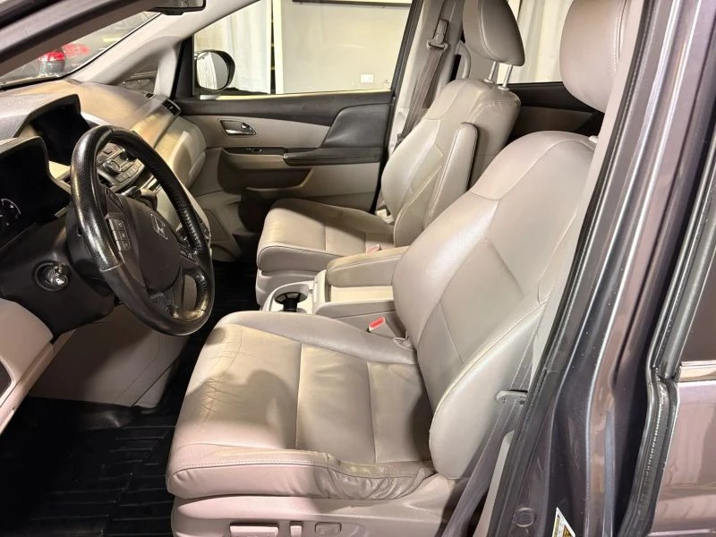 2015 Honda Odyssey - Image 9 of 12