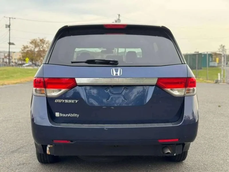 2015 Honda Odyssey - Image 4 of 12
