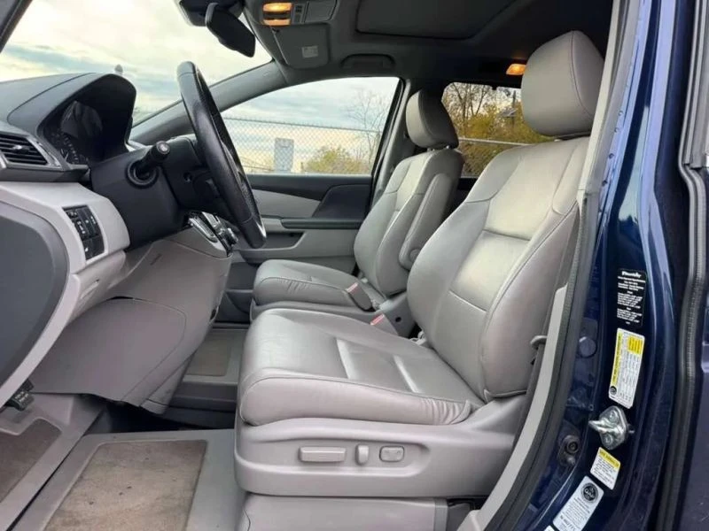 2015 Honda Odyssey - Image 10 of 12
