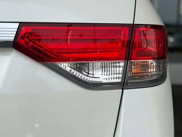 2015 Honda Odyssey - Image 13 of 21