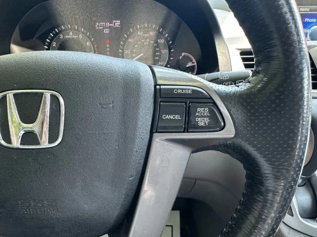 2015 Honda Odyssey - Image 15 of 21