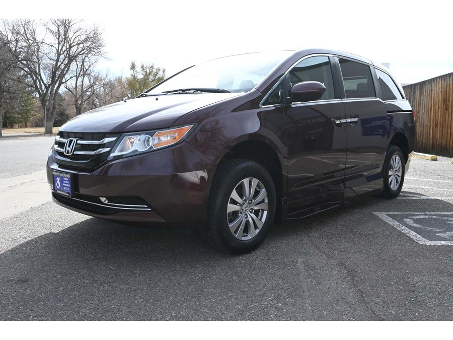 2015 Honda Odyssey - Image 10 of 12
