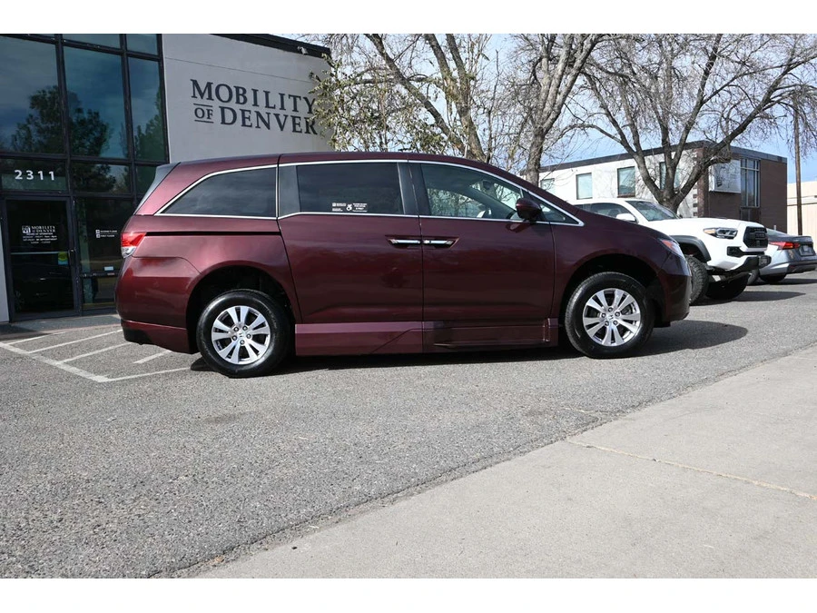 2015 Honda Odyssey - Image 5 of 12