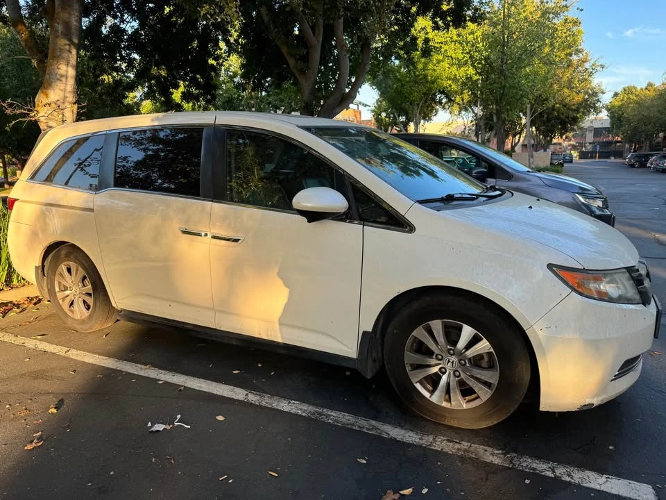 2015 Honda Odyssey - Image 3 of 7