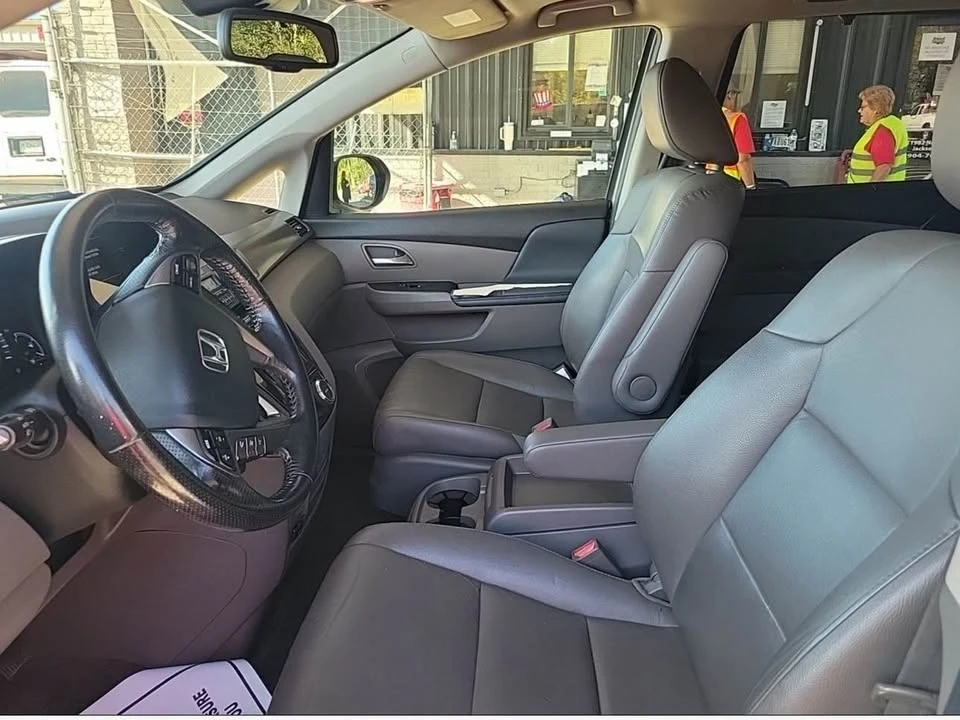 2015 Honda Odyssey - Image 6 of 13