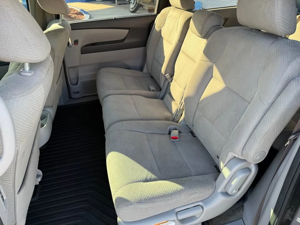 2015 Honda Odyssey - Image 10 of 11