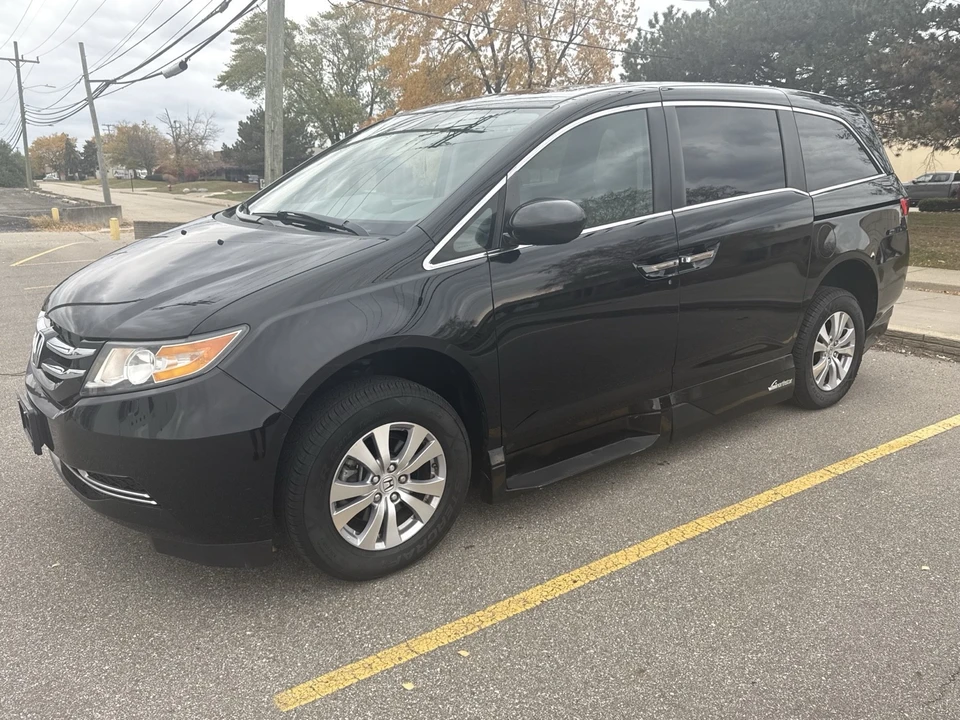 2015 Honda Odyssey - Image 2 of 21