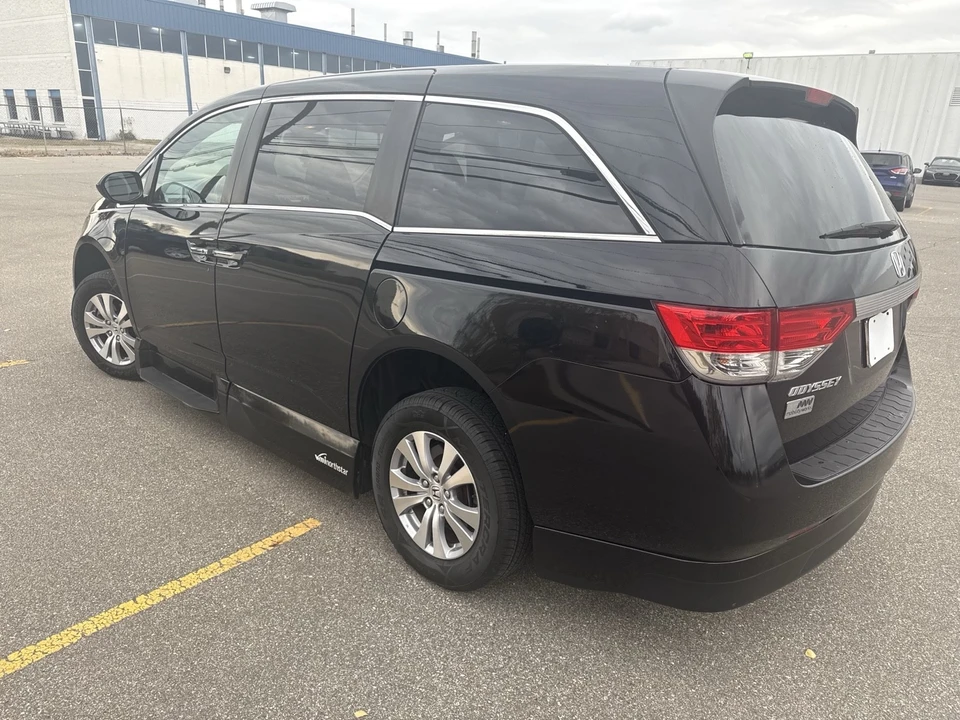 2015 Honda Odyssey - Image 4 of 21